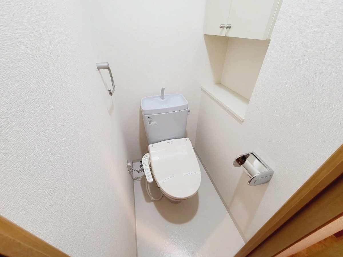 兵庫県神戸市中央区元町通５丁目 風呂・トイレ
