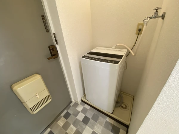 兵庫県姫路市福中町13番地 家具家電